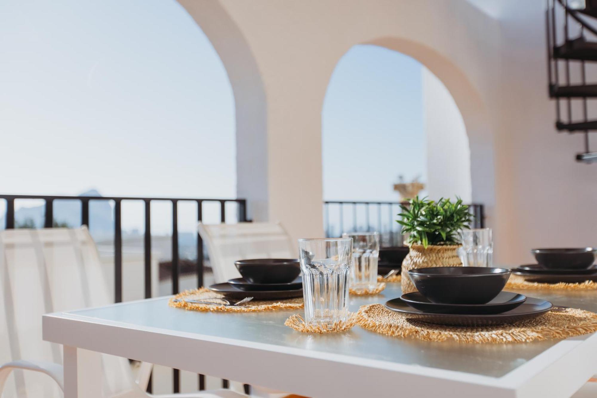 Casa Sunrise - Costa Blanca House With Rooftop, Swimming Pools And Panoramic Sea And Calpe Views Bagian luar foto