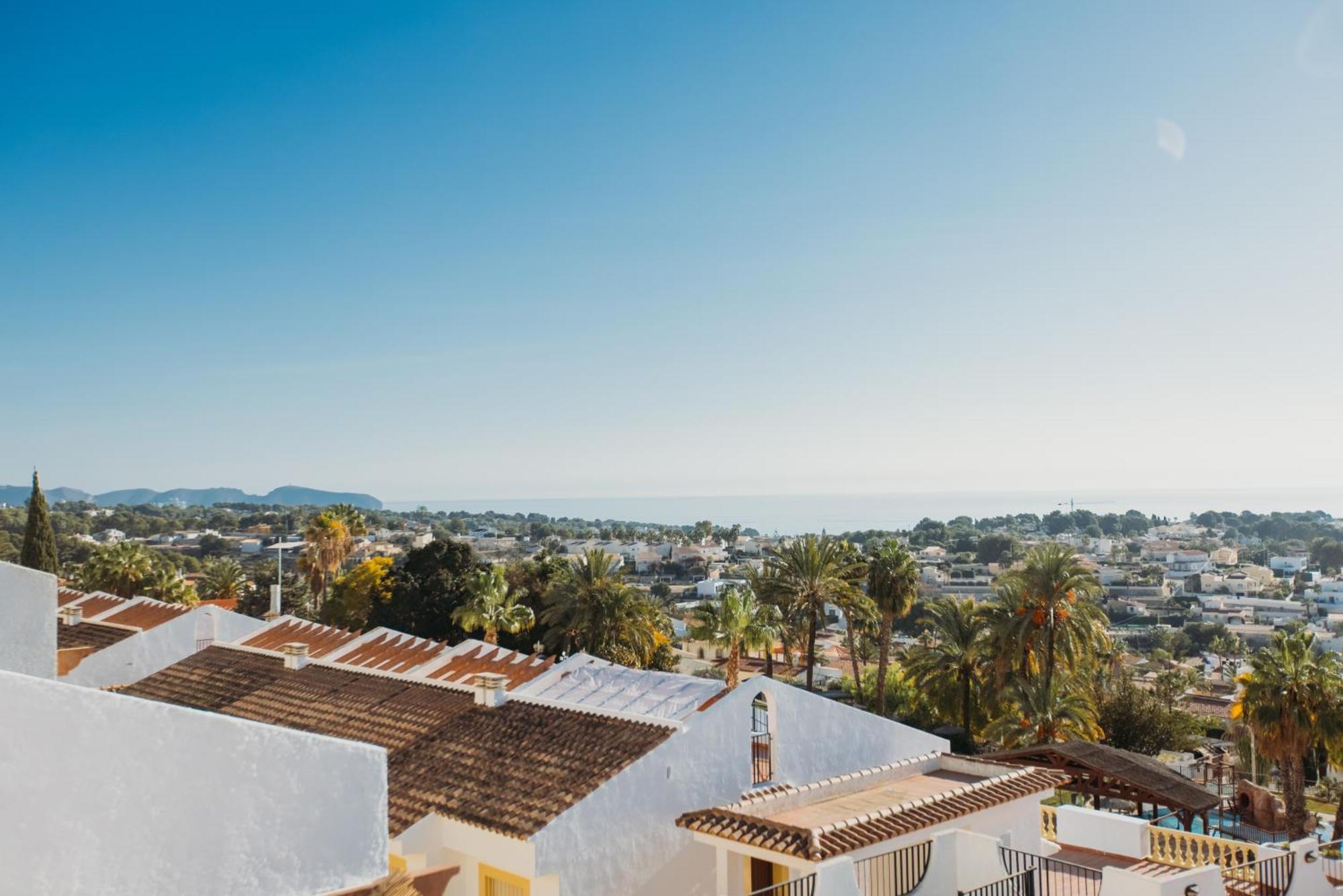 Casa Sunrise - Costa Blanca House With Rooftop, Swimming Pools And Panoramic Sea And Calpe Views Bagian luar foto
