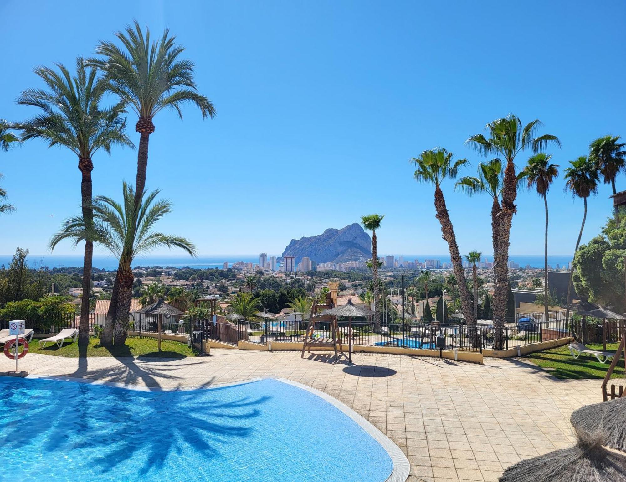 Casa Sunrise - Costa Blanca House With Rooftop, Swimming Pools And Panoramic Sea And Calpe Views Bagian luar foto