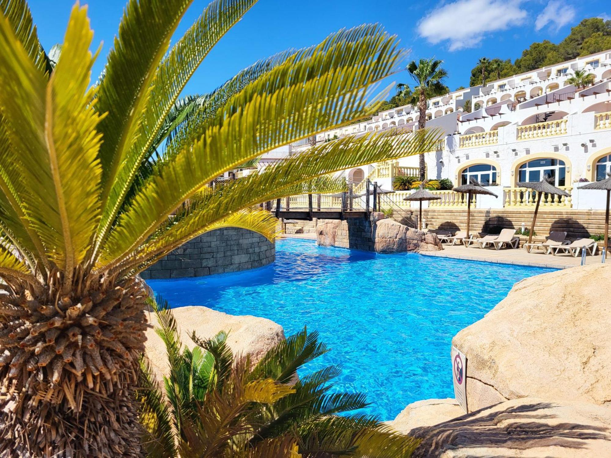 Casa Sunrise - Costa Blanca House With Rooftop, Swimming Pools And Panoramic Sea And Calpe Views Bagian luar foto
