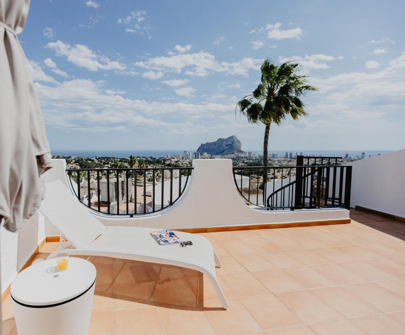 Casa Sunrise - Costa Blanca House With Rooftop, Swimming Pools And Panoramic Sea And Calpe Views Bagian luar foto
